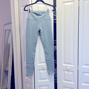 Alo airbrush leggings